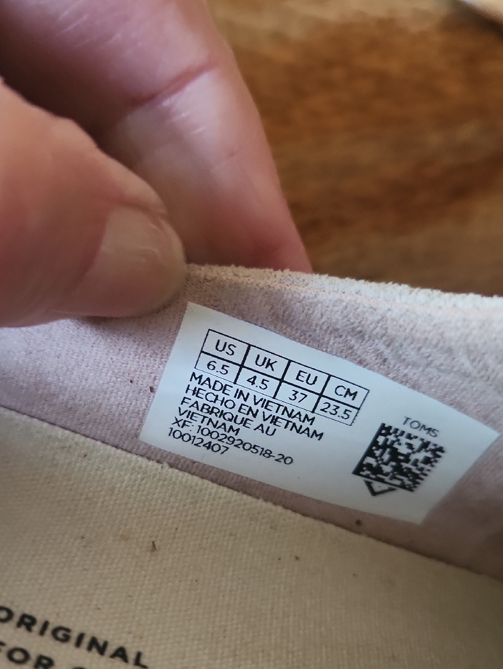 TOMS 6.5 suede mule sneakers with tassels blush very light pink - Picture 11 of 14